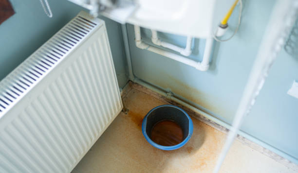 Best 24/7 water damage repair  in Hartford, AL